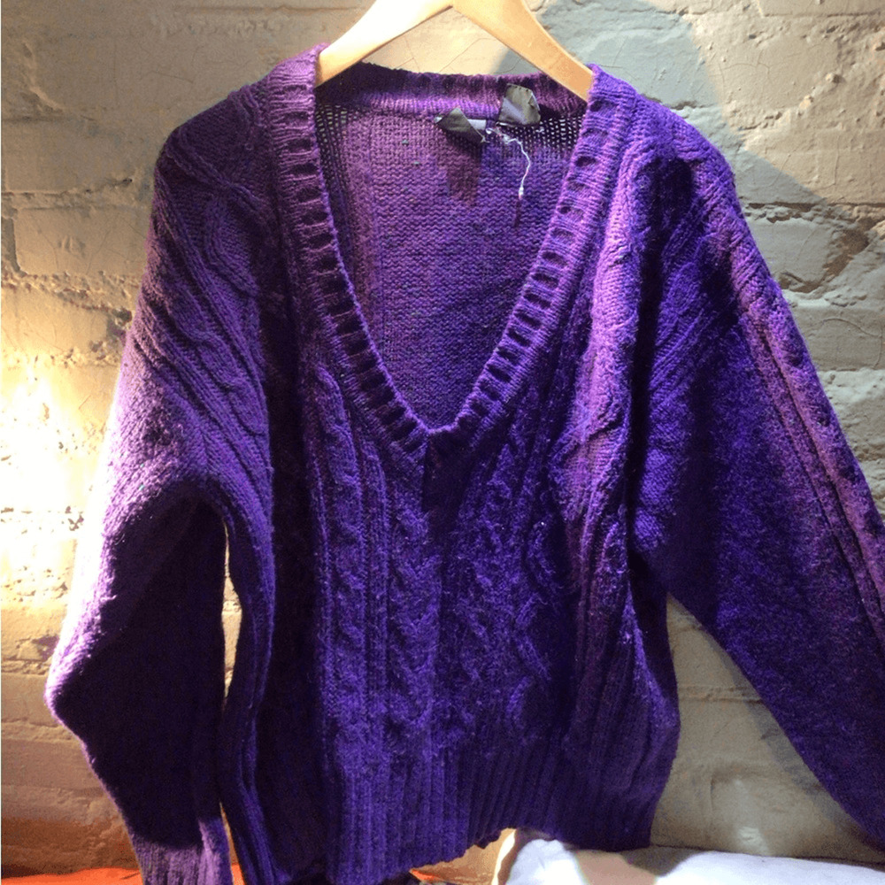 Liz wear vintage Purple V-Neck Cable Knit Sweater